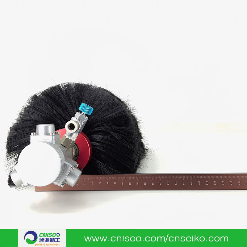 Efficient Pneumatic Bristle Wheel Duster for Industrial Cleaning